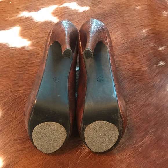 PEEP TOE SNAKE PRINT BOOTIES - Picture 8 of 8